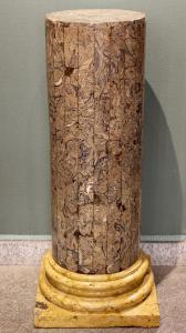 Tuscany, Late 18th - early 19th century, Neoclassical scagliola column (Lumachella effect)